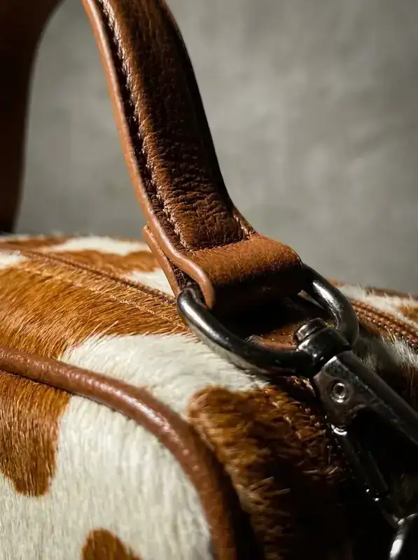 Bolsa de Couro com II